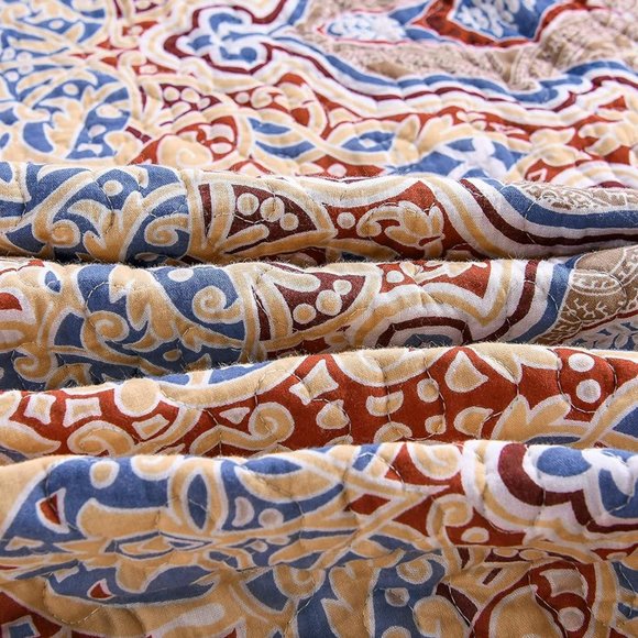 New Boho RedThrow Blanket Bedspread Quilt - 50" x 60" - Picture 4 of 5